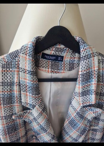 Düğmeli Kısa Kesim Ekose Kadın Blazer - Görsel 2