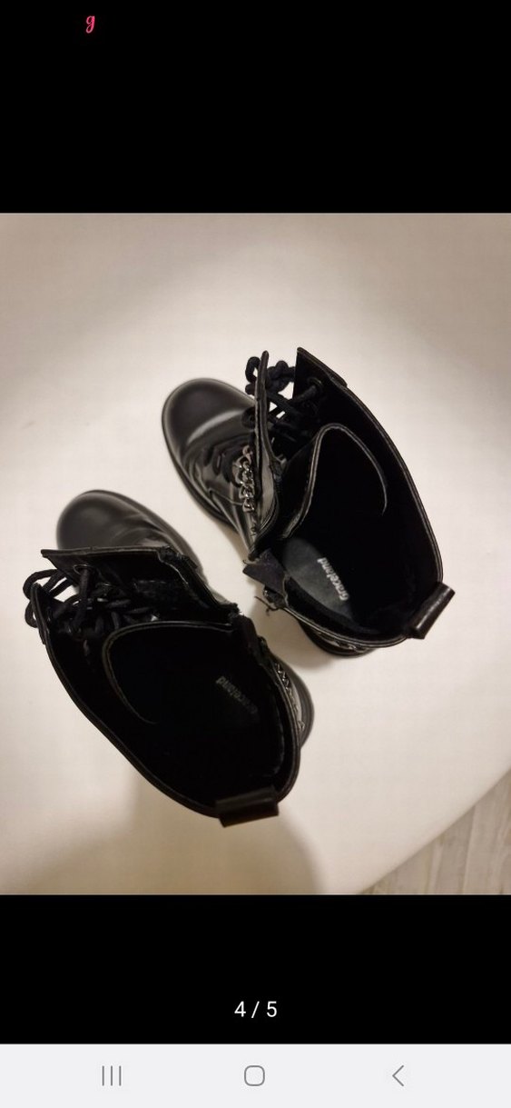 Zincir Detaylı Siyah Deri Goth Botlar - Görsel 2