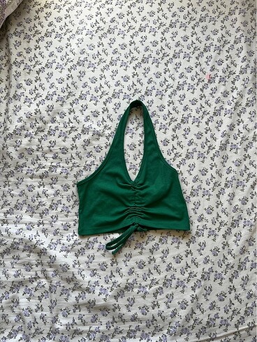 büzgülü yesil boyundan giymeli crop