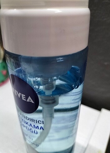 Nivea nivea yüz yıkama köpüğü