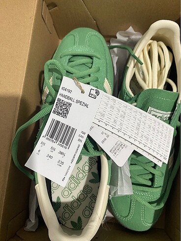 38,5 Beden adidas handball spezial