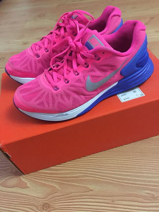 37 Beden Nike ayakkabı