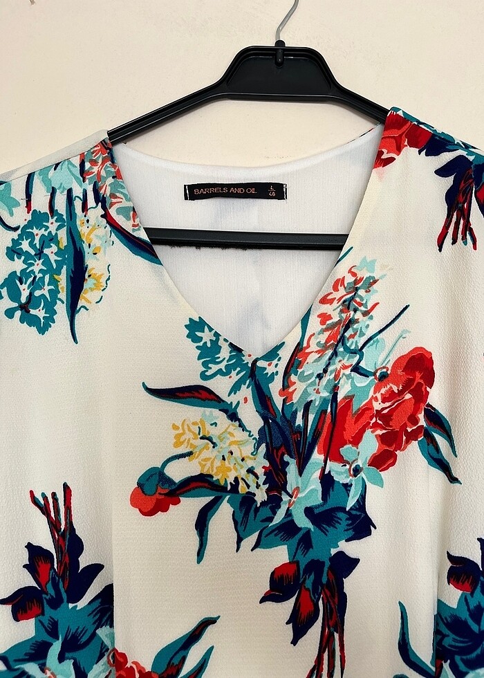 Çiçekli elbise - Görsel 3