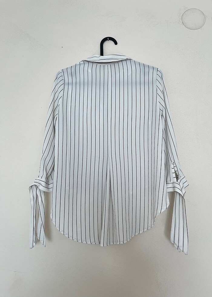 Beyaz gömlek - Görsel 2