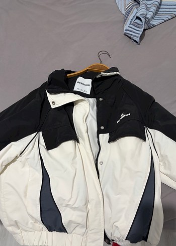 Bershka Bershka Siyah Beyaz Kadın Ceket