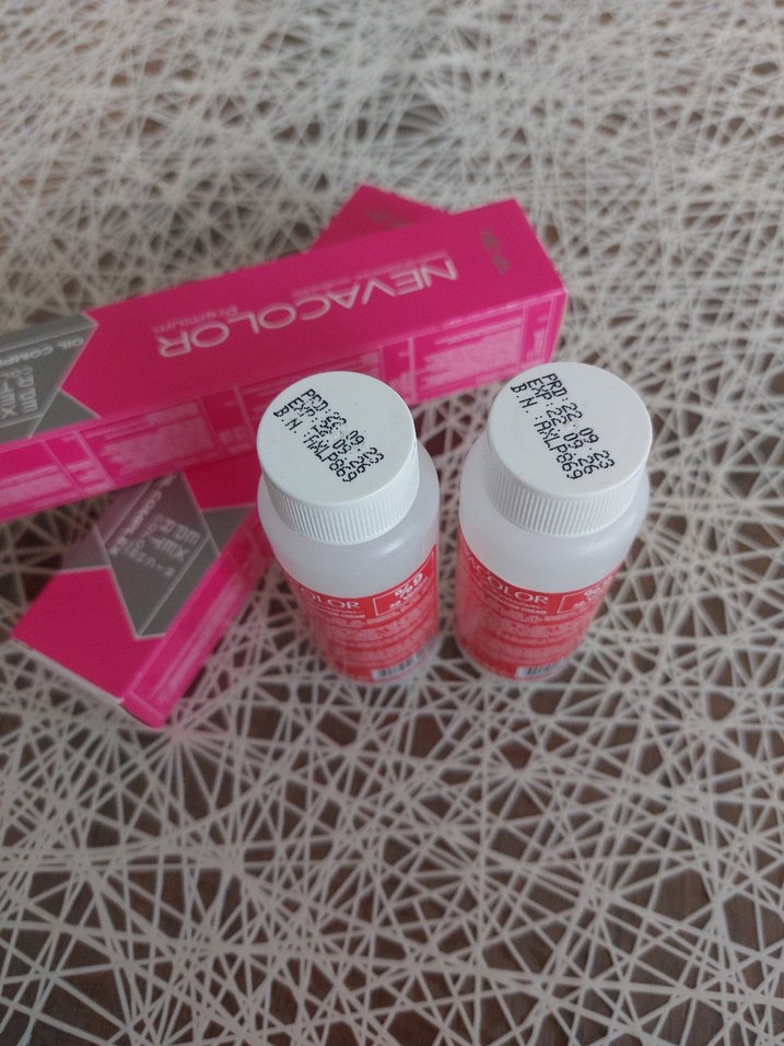 Nevacolor Saç Boyası Seti 8.66 - Görsel 3