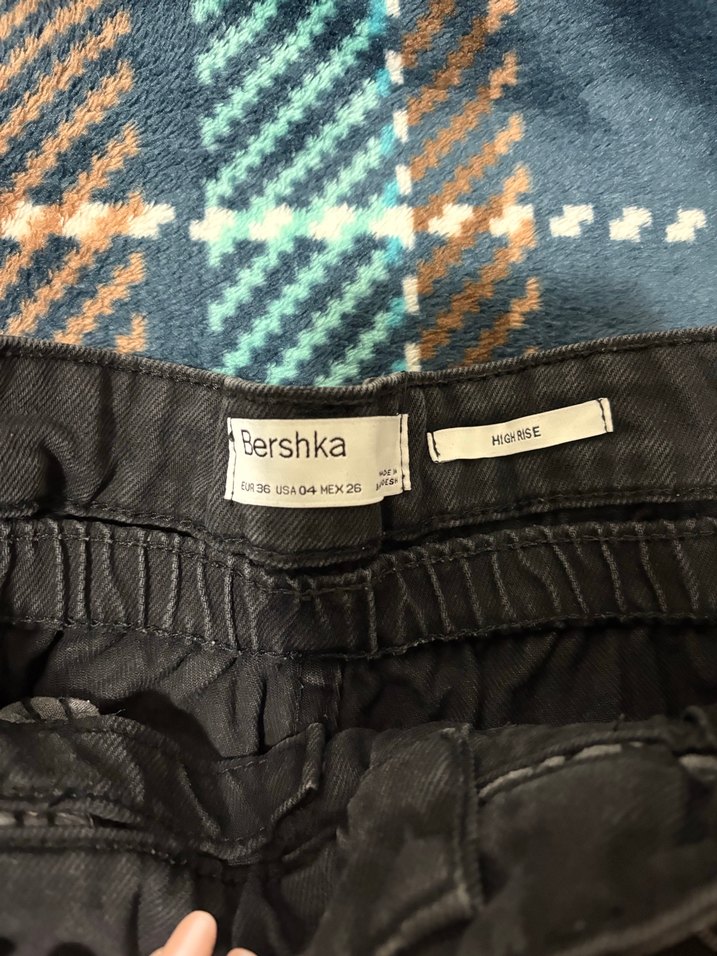 Siyah Mini Denim Şort - Görsel 2