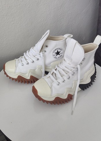 Converse ürünü