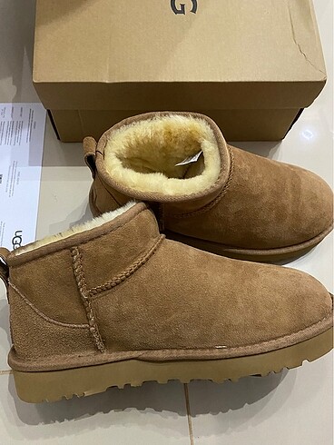 Ugg classic ultra mini