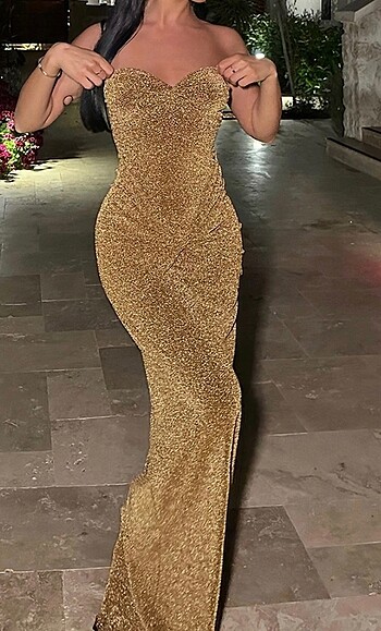 Straplez Gold Simli Elbise