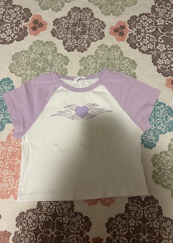 Lila Beyaz Crop Baby Tee