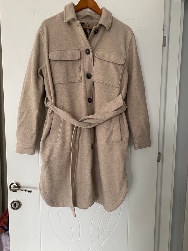 Bej Midi Düğmeli Kemerli Kadın Kaban - Görsel 2