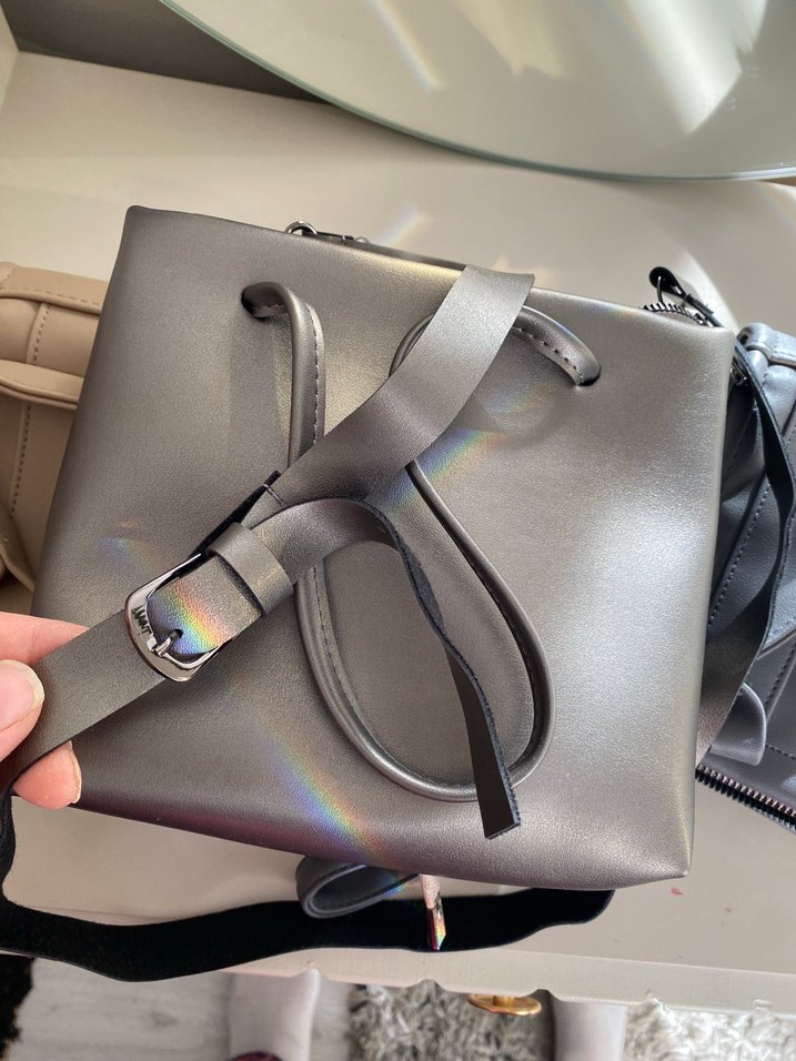 Gri Deri Kadın Çanta Tokalı - Görsel 4