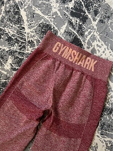 m Beden Gymshark tayt
