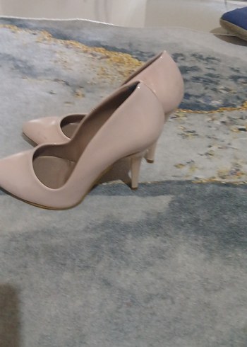 Bej Stiletto Topuklu Klasik Kadın Ayakkabı - Görsel 2