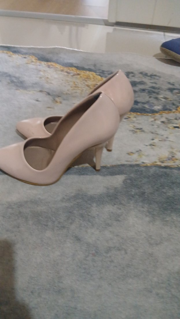 Bej Stiletto Topuklu Klasik Kadın Ayakkabı - Görsel 2