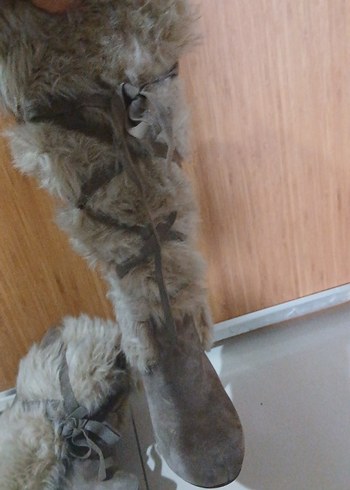 Bej Süet, Kürklü Yüksek Topuklu Kadın Çizme - Görsel 5