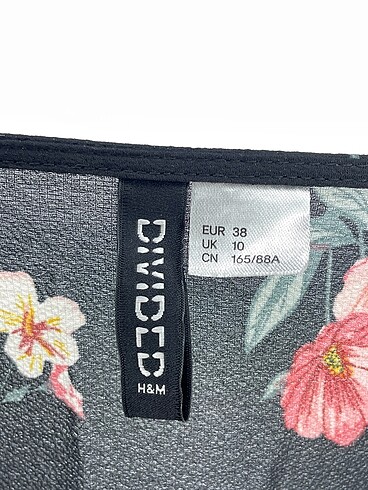 38 Beden çeşitli Renk H&M Kısa Elbise %70 İndirimli.