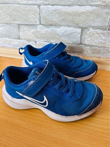 Nike orijinal 29.5 numara spor ayakkabı