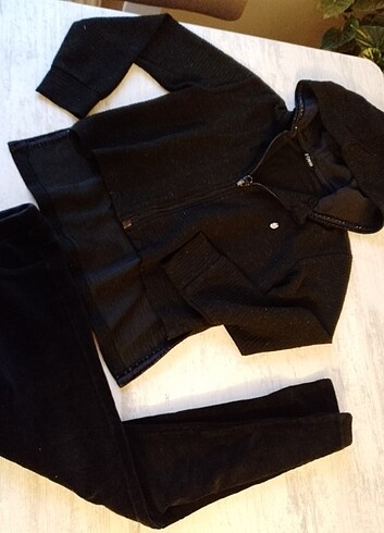 Tyess crop sweat takım