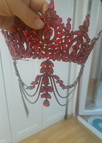 Koyu Kırmızı Parlak Taşlı Taç kına tacı - Görsel 3