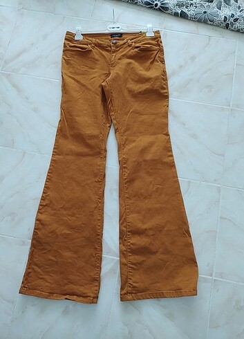 Love My Body İspanyol paça jeans pantolon