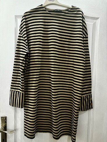LC Waikiki Sweetshirt