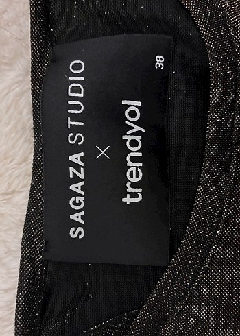 Siyah Baskılı Spor Crop Top - Görsel 3