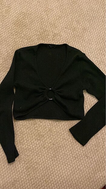 Siyah crop