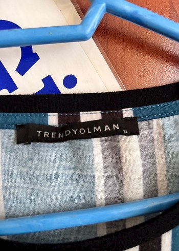 Erkek Lacivert Çizgili Kısa Kollu Tişört - Görsel 3