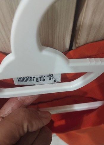xl Beden Turuncu V Yakalı Gömlek