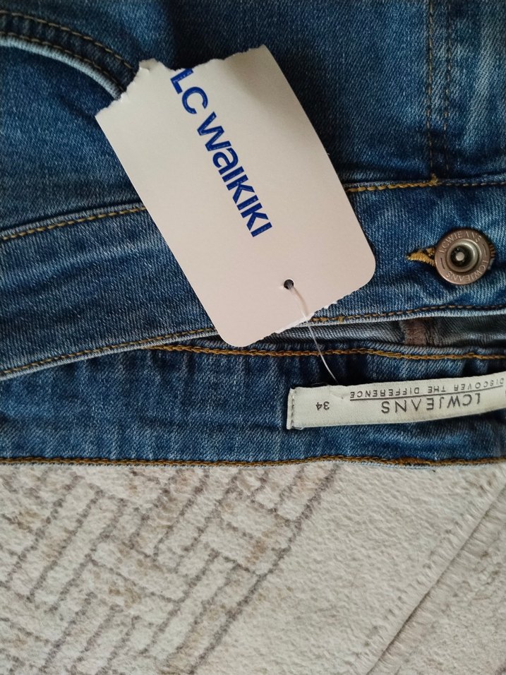 Düğmeli Mavi Kadın Denim Mini Şort - Görsel 2