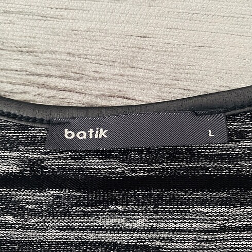 40 Beden Çizgili bluz