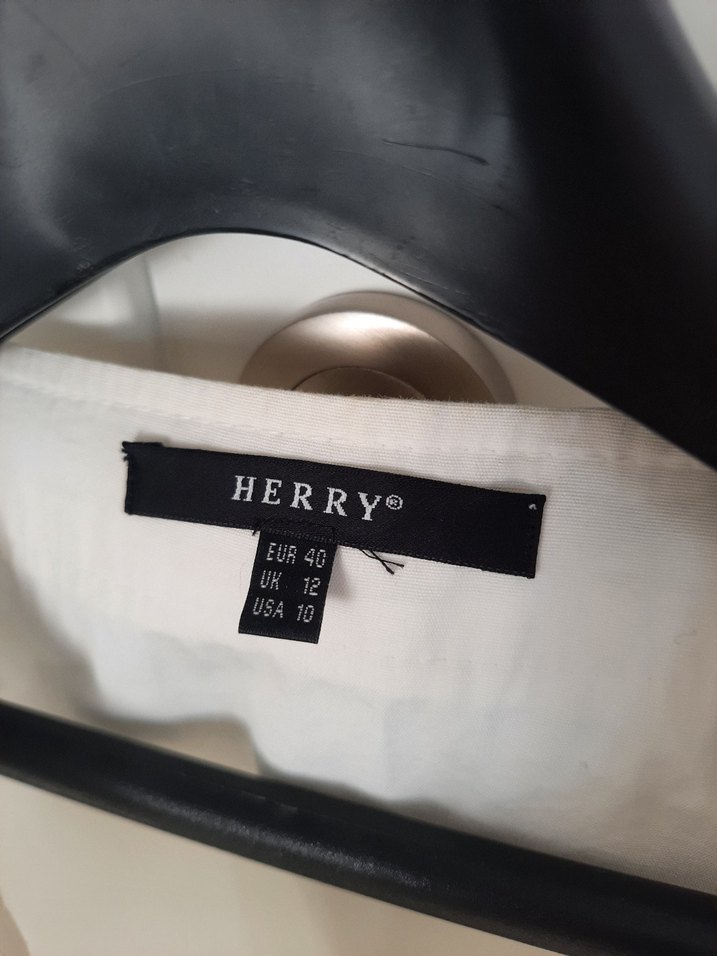 Düğmeli Beyaz Mini Kadın Ceket - Görsel 3