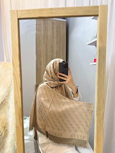 Guess GUESS ŞAL