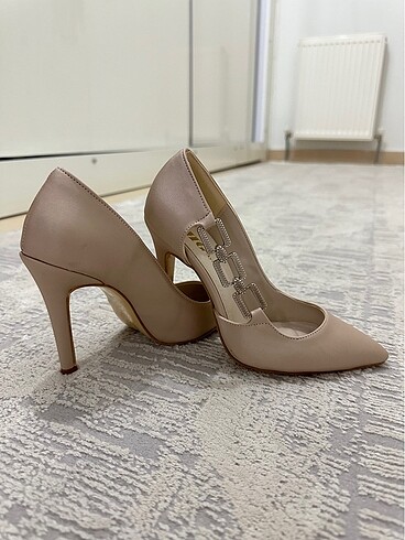 Diğer Bej stiletto