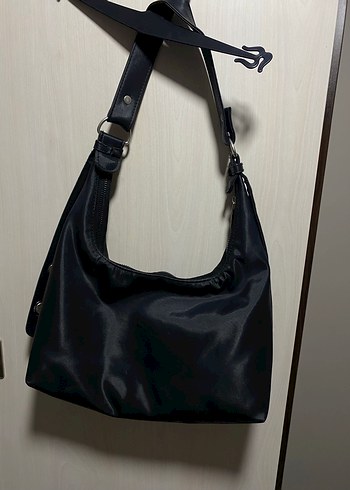 Siyah Deri Tokalı Kadın Çanta - Görsel 4