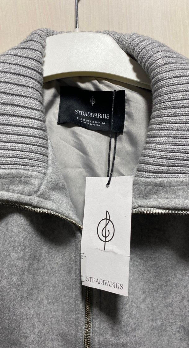 Gri Fermuarlı Yüksek Yakalı Kadın Ceket - Görsel 2