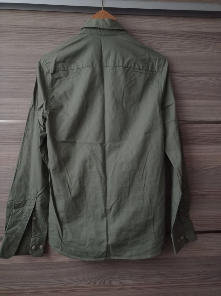 Düğmeli Erkek Gömlek - Görsel 4