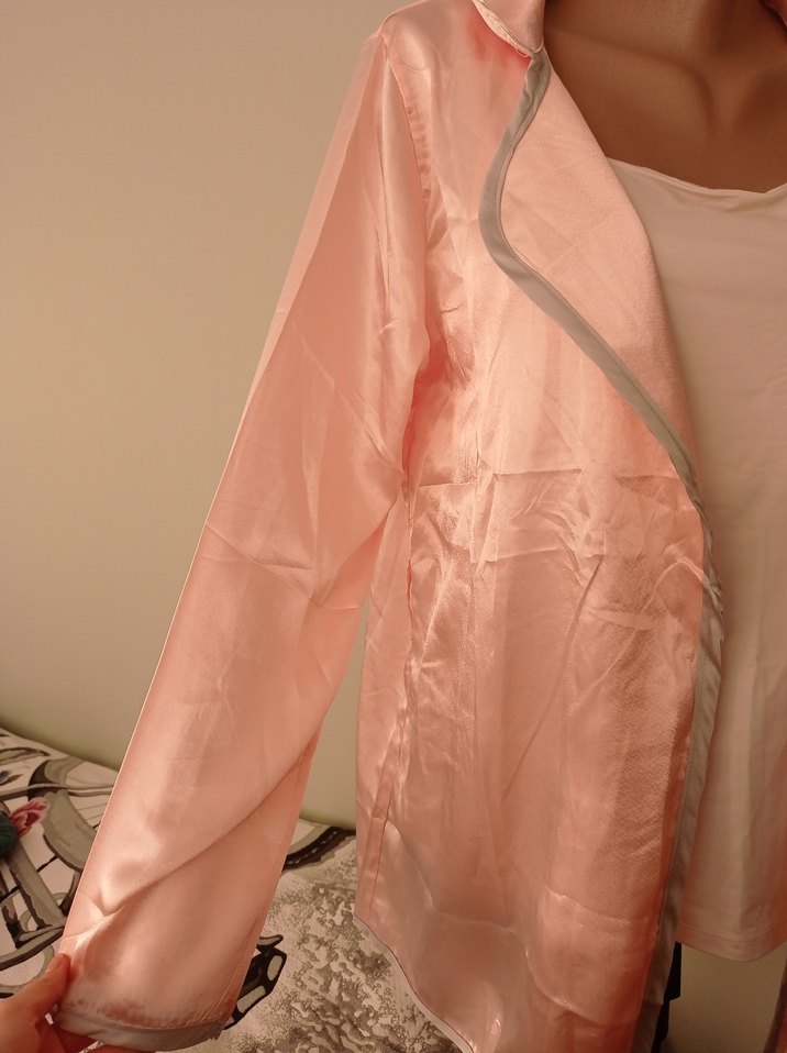 Pembe Uzun Kollu Saten Kadın Ceket - Görsel 2