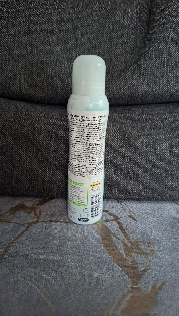 ISANA Hassas Tıraş Köpüğü Aloe Vera Özüyle - Görsel 2