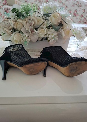 Yılan Desenli Siyah Dantel Topuklu Bot - Görsel 5