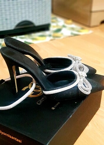 Moche kristal taşlı stiletto - Görsel 2