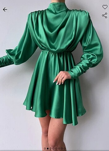 Omuz vatkalı saten elbise / tunik