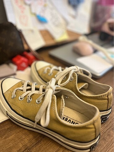 Chuck 70
