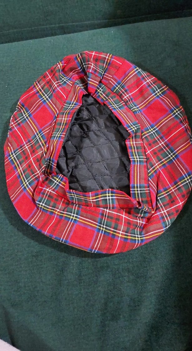 Kırmızı Ekose Desenli Yuvarlak Minder - Görsel 2