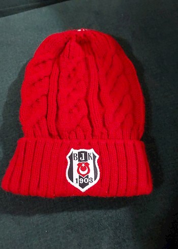 Beşiktaş Nakışlı Kırmızı Erkek ve Kadın Bere