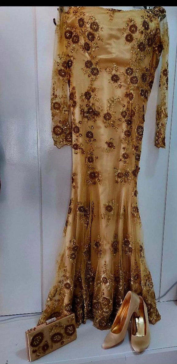 Boncuk İşlemeli Uzun gold Abiye Elbise - Görsel 2