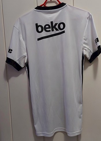 kadin Beyaz V Yaka Kısa Kollu Spor Forma - Görsel 2