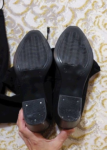 Siyah Süet Tokalı Dizüstü İnce Topuk Bot - Görsel 3